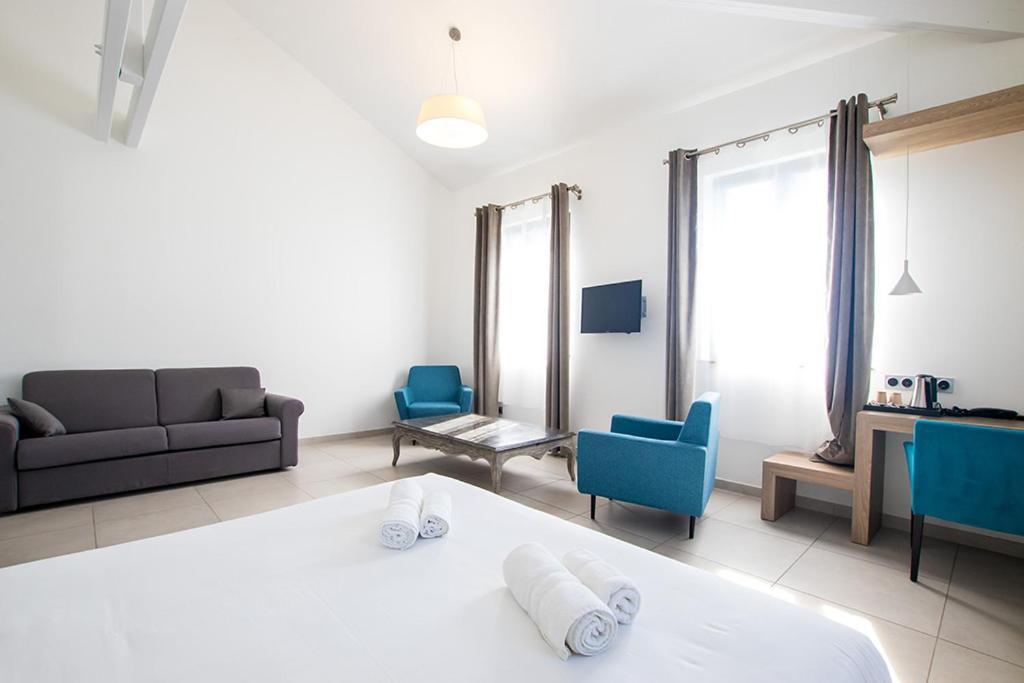 Hotel Du Cros D'Auzon Saint-Maurice-dʼArdèche Εξωτερικό φωτογραφία