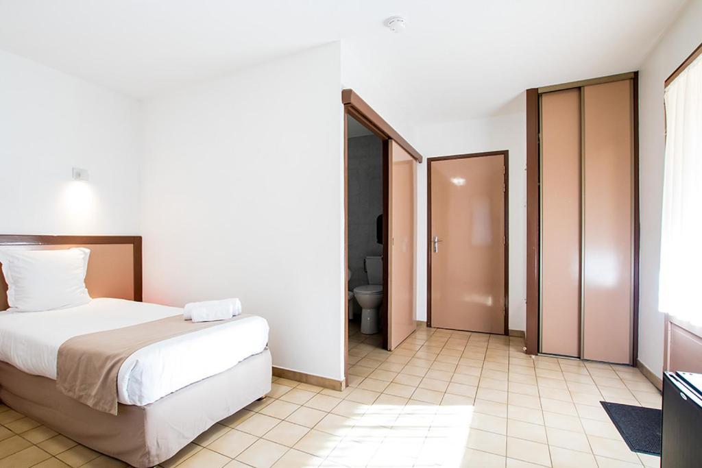 Hotel Du Cros D'Auzon Saint-Maurice-dʼArdèche Εξωτερικό φωτογραφία