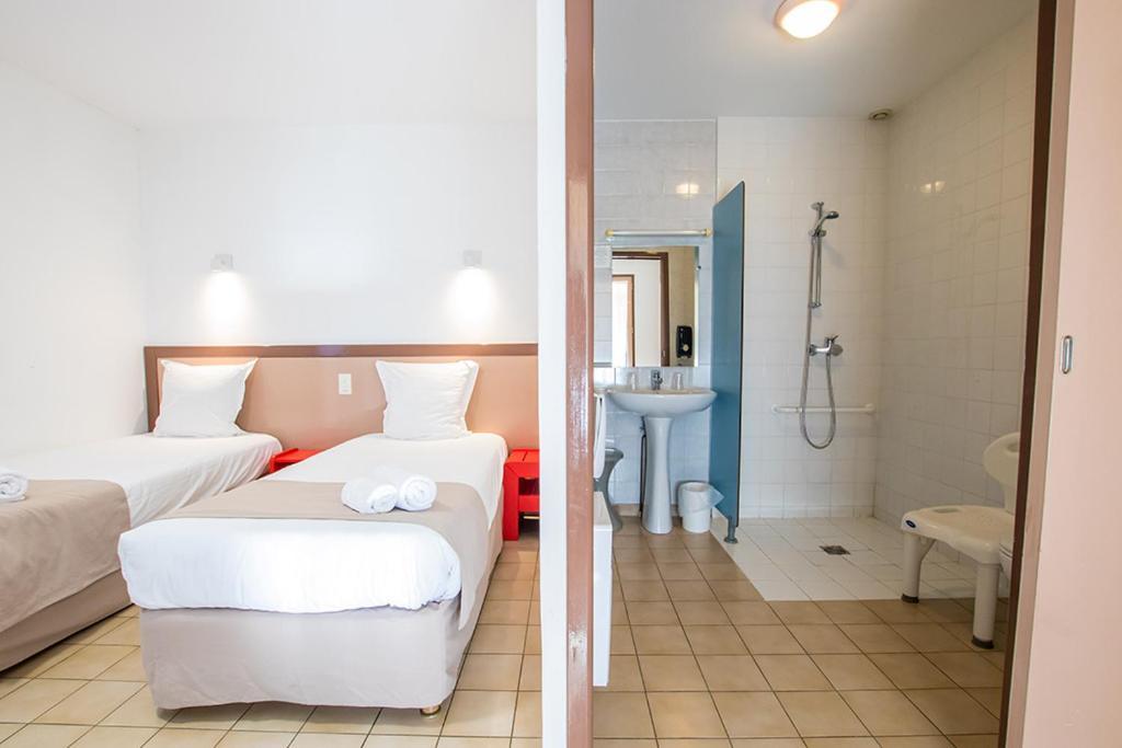Hotel Du Cros D'Auzon Saint-Maurice-dʼArdèche Εξωτερικό φωτογραφία