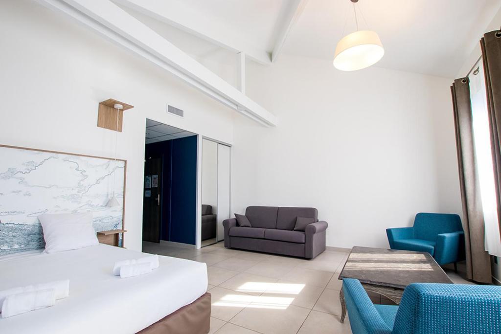 Hotel Du Cros D'Auzon Saint-Maurice-dʼArdèche Εξωτερικό φωτογραφία