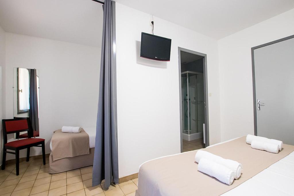 Hotel Du Cros D'Auzon Saint-Maurice-dʼArdèche Εξωτερικό φωτογραφία