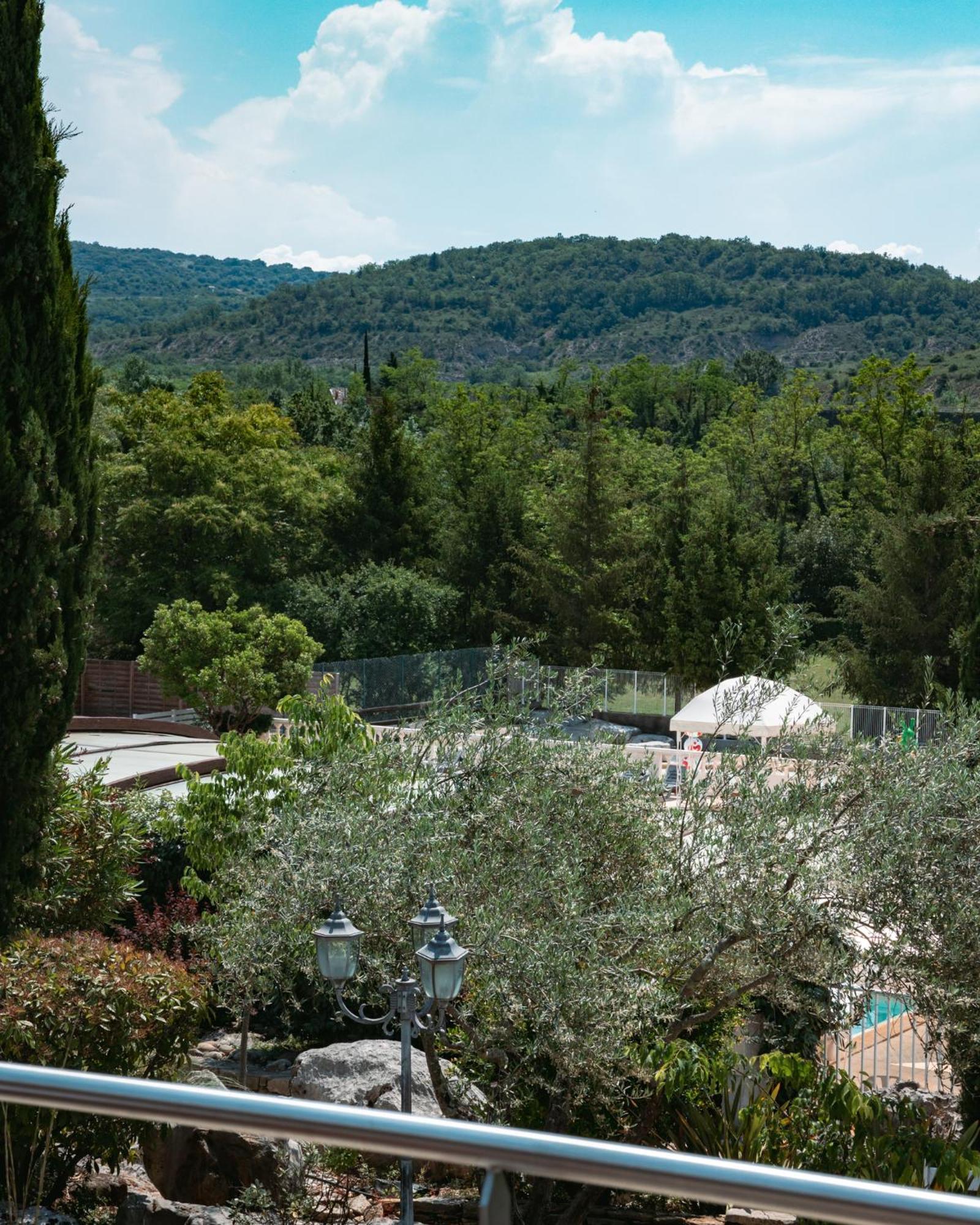 Hotel Du Cros D'Auzon Saint-Maurice-dʼArdèche Εξωτερικό φωτογραφία